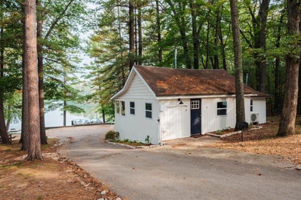 Arbutus Lake 3 Bedroom Cottage Traverse City Ngoại thất bức ảnh