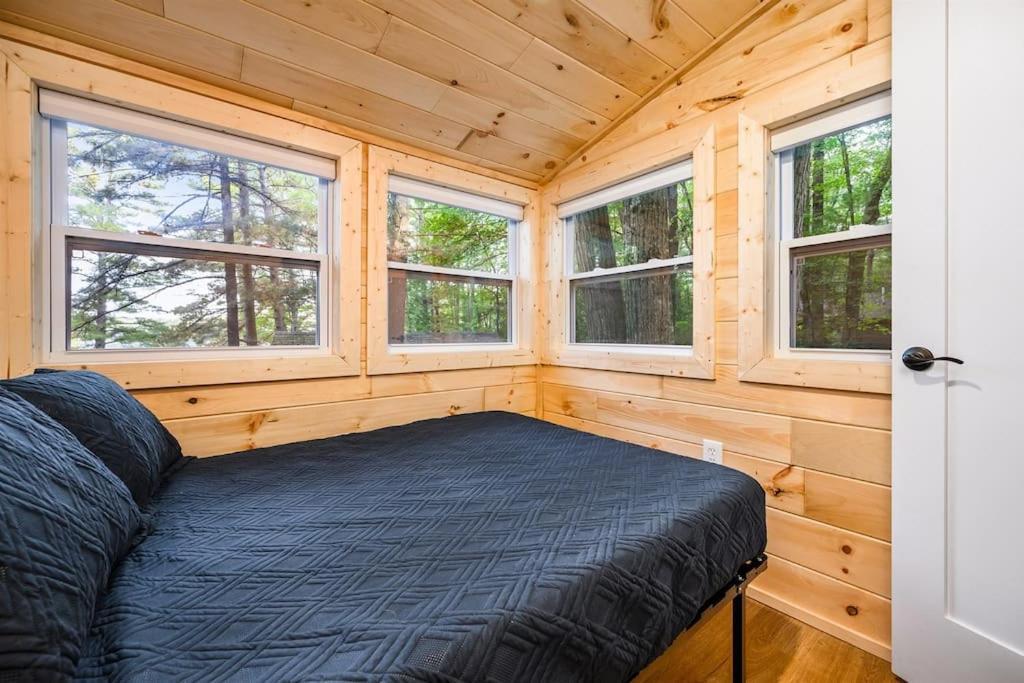 Arbutus Lake 3 Bedroom Cottage Traverse City Ngoại thất bức ảnh